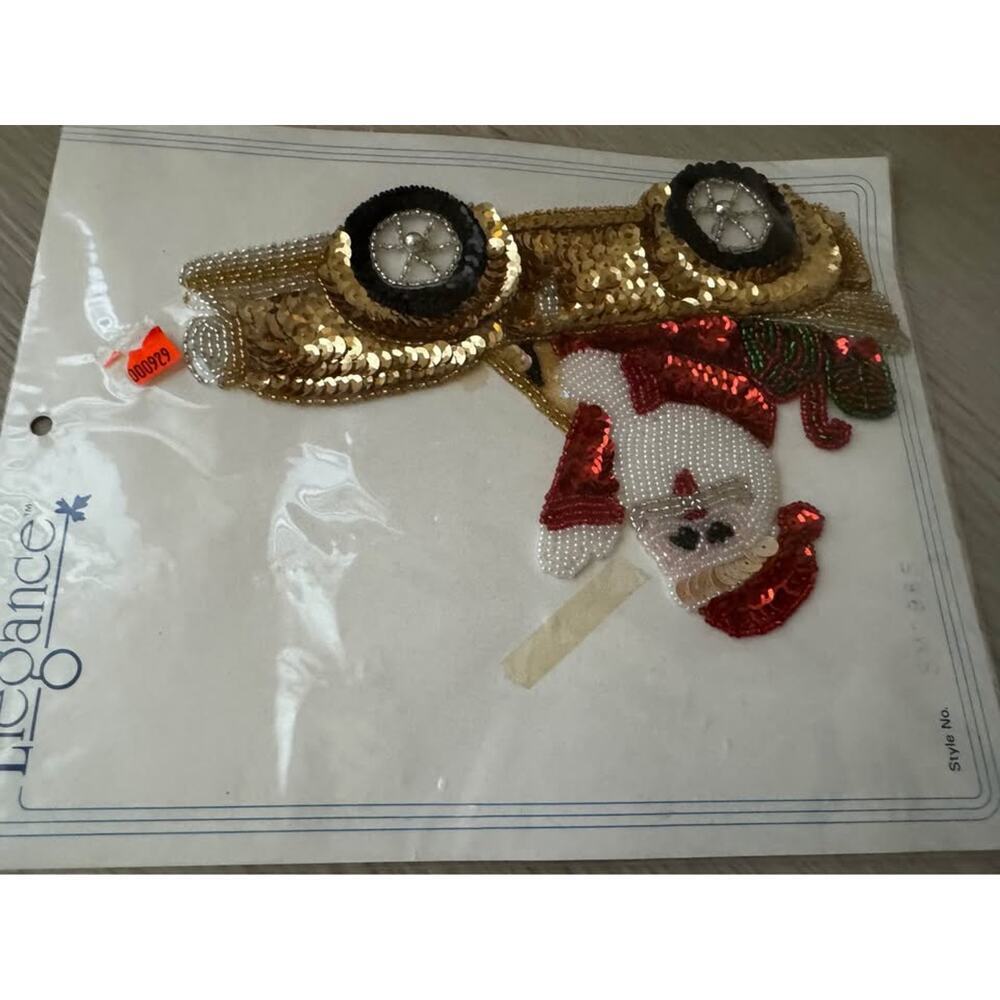 New Vintage Large Christmas Santa Sports Car Sequin Applique Patch - Picture 4 of 5